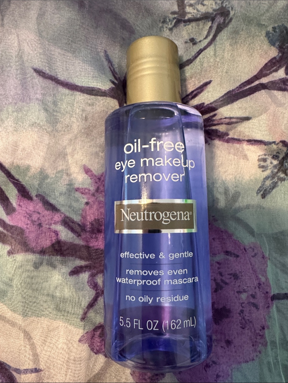 Neutrogena Oil-Free Eye Makeup Remover - Blue with Gold Cap